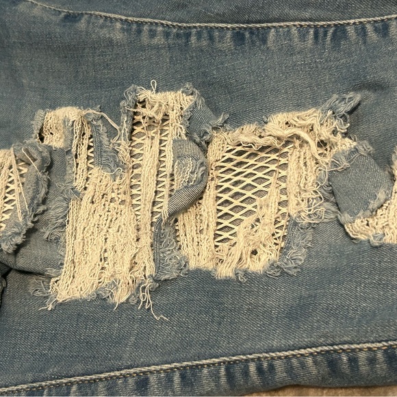 Torrid ripped jeans - Picture 3 of 5